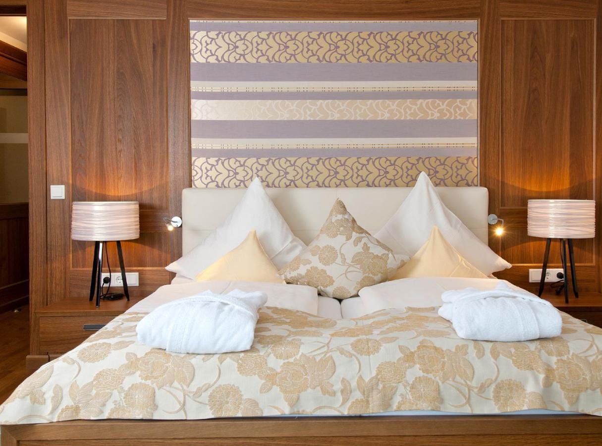 Hotel Heinzler Am See Immenstaad am Bodensee Ngoại thất bức ảnh