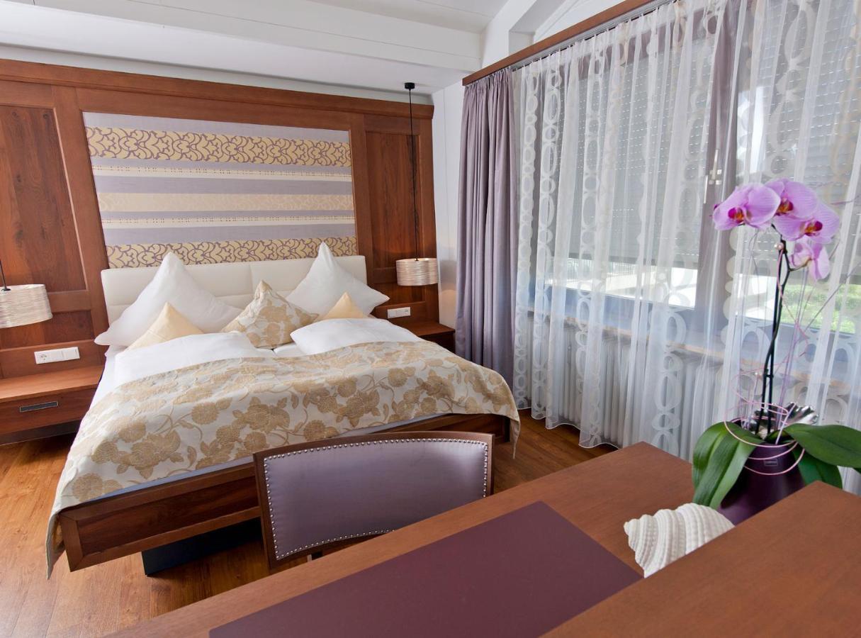 Hotel Heinzler Am See Immenstaad am Bodensee Ngoại thất bức ảnh