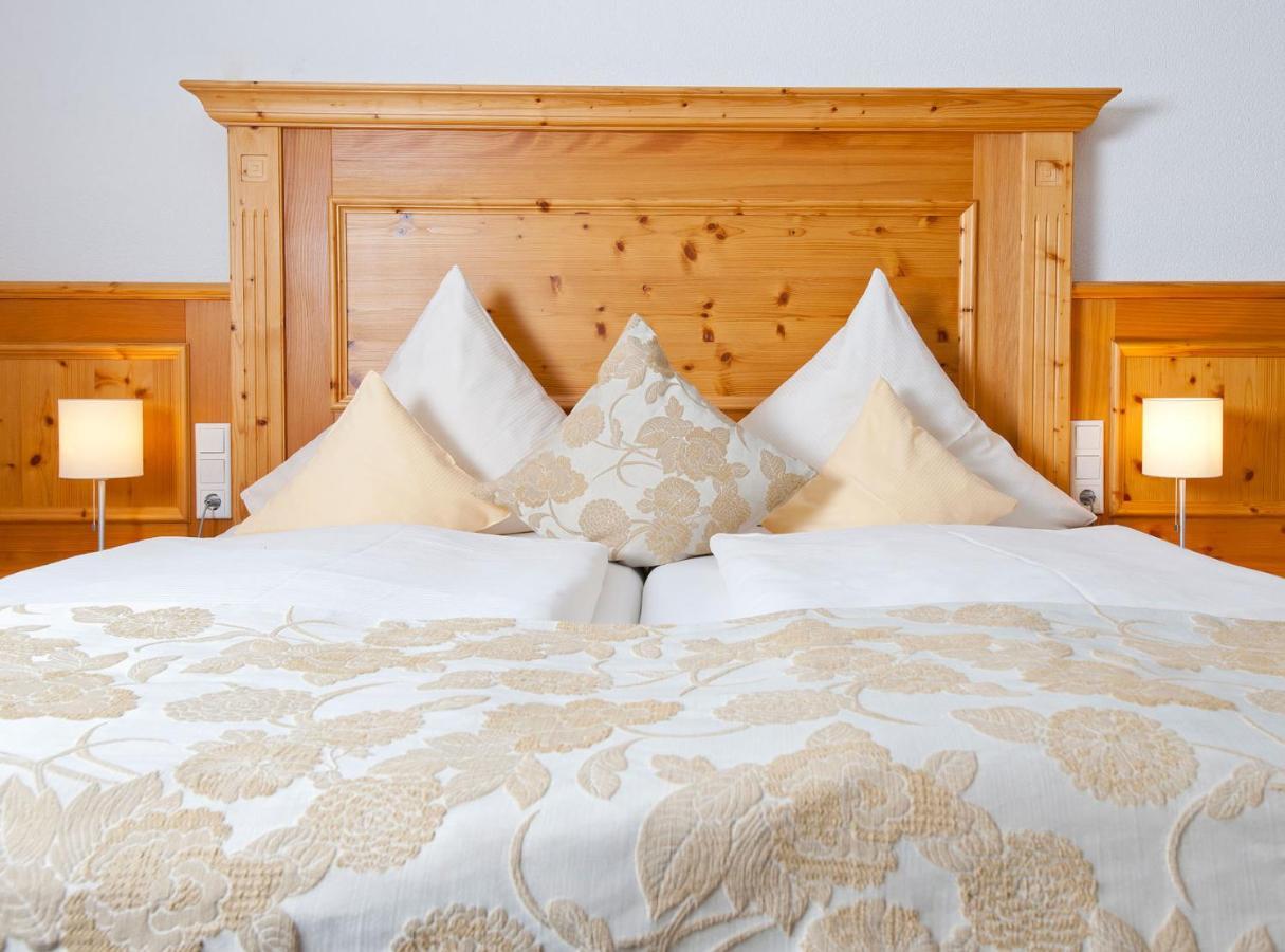 Hotel Heinzler Am See Immenstaad am Bodensee Ngoại thất bức ảnh