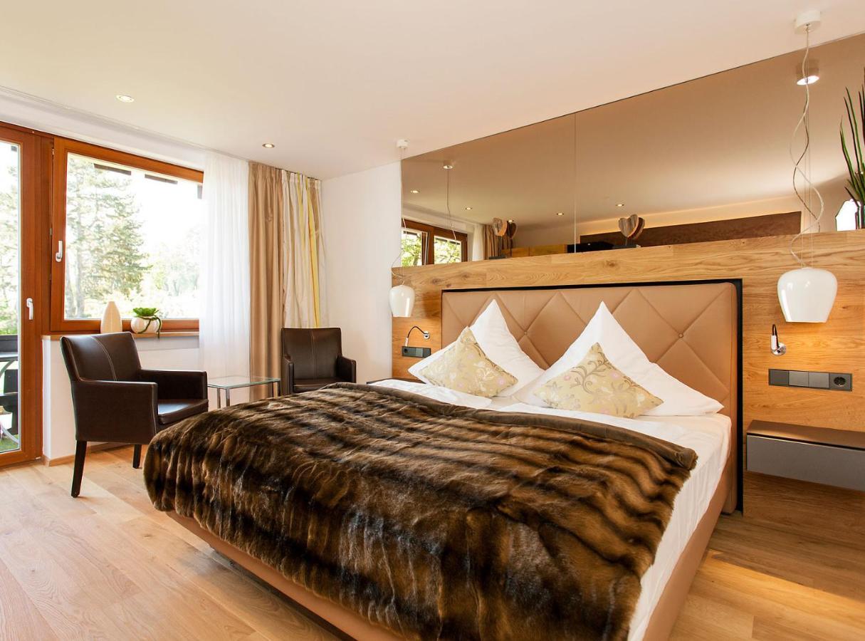 Hotel Heinzler Am See Immenstaad am Bodensee Ngoại thất bức ảnh