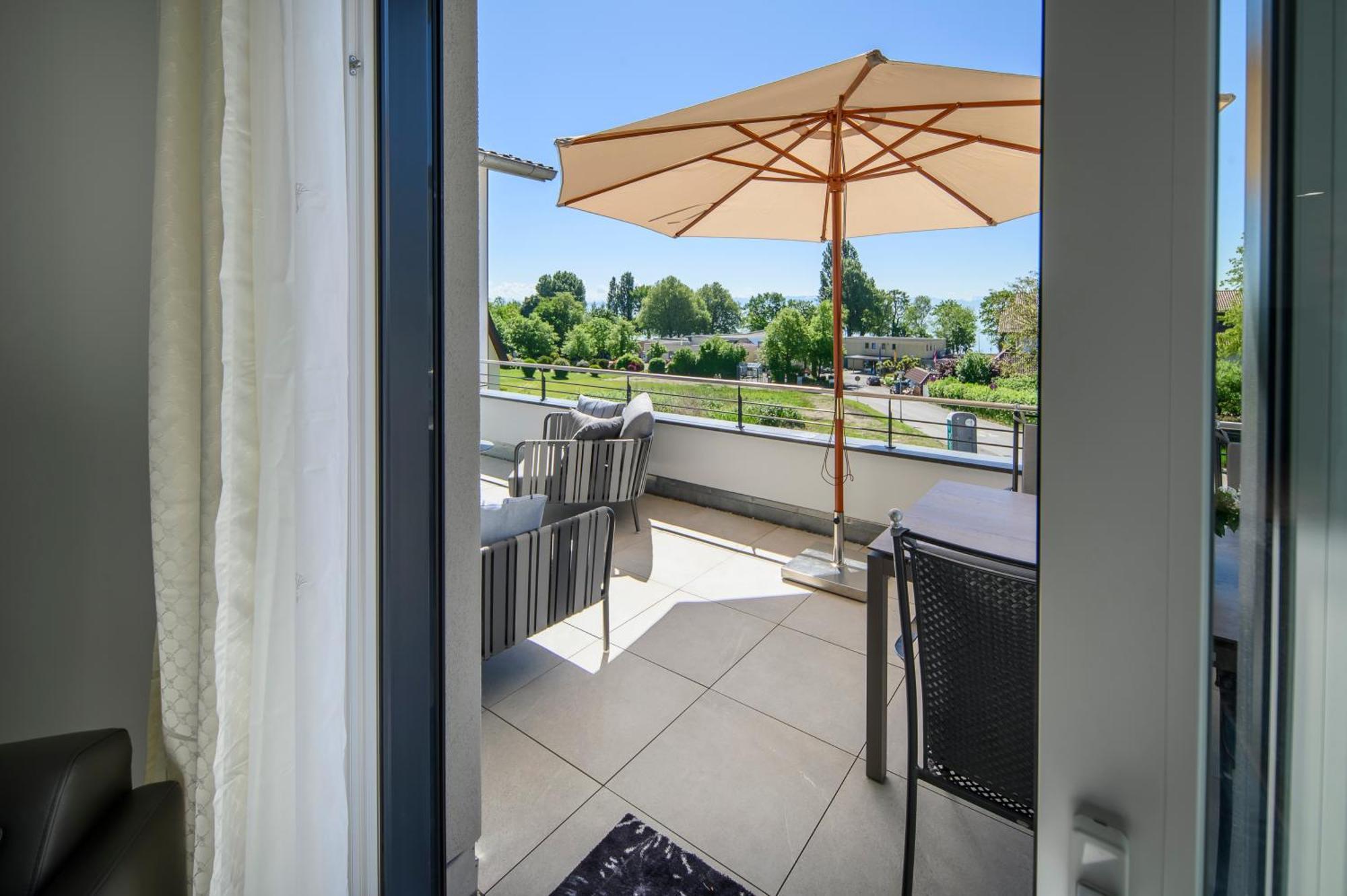 Hotel Heinzler Am See Immenstaad am Bodensee Ngoại thất bức ảnh