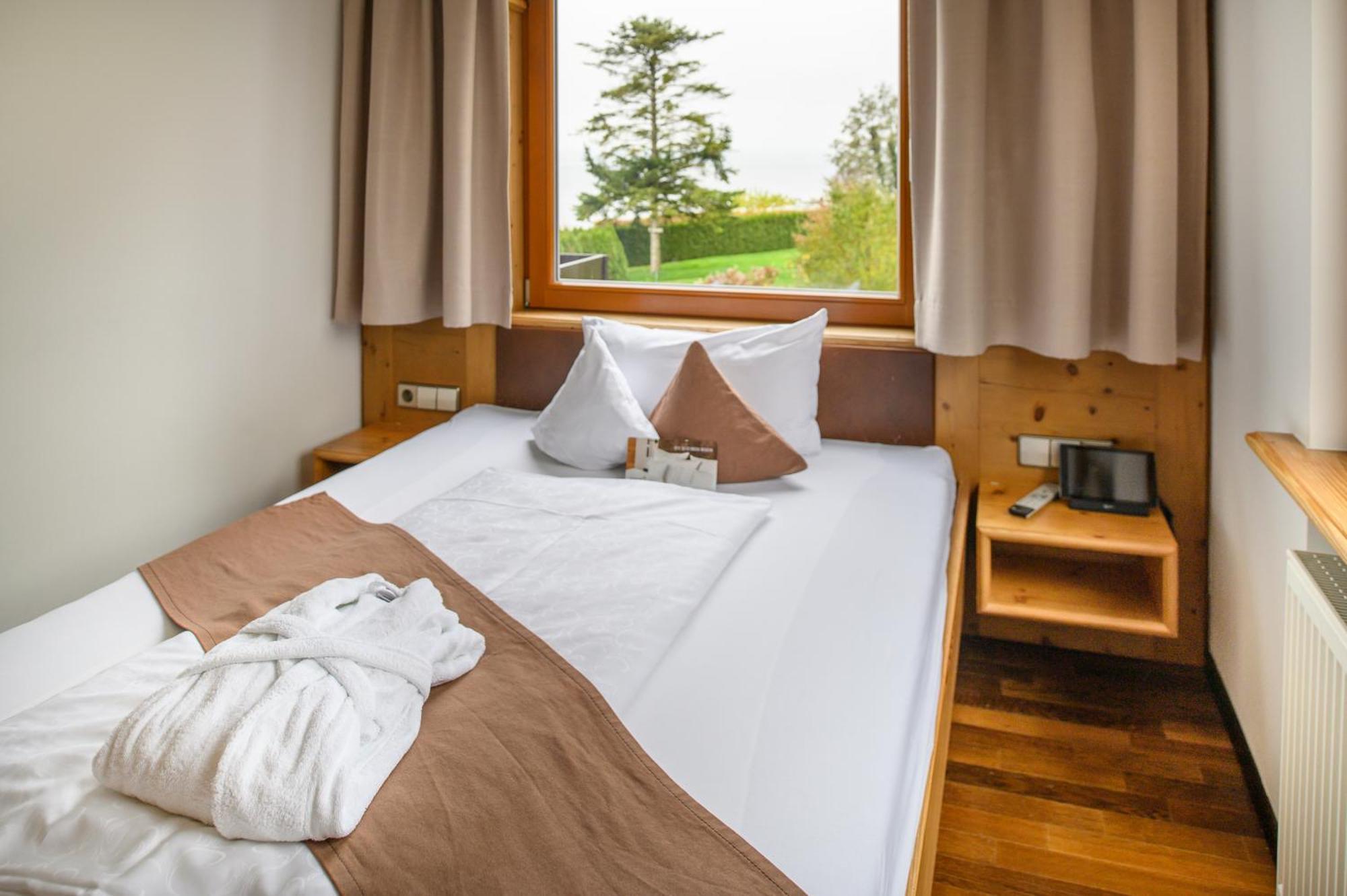 Hotel Heinzler Am See Immenstaad am Bodensee Phòng bức ảnh